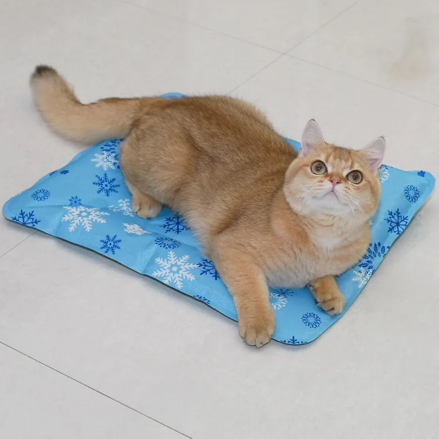 Foldable Gel Cooling Mat For Canine And Feline Companions