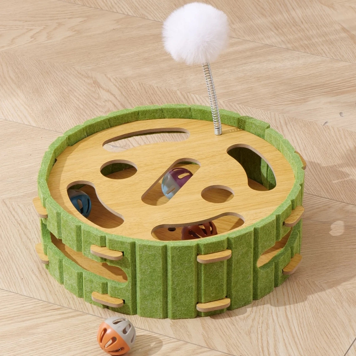 Eco Friendly Multipurpose Cat Scratcher Board With Interactive Balls